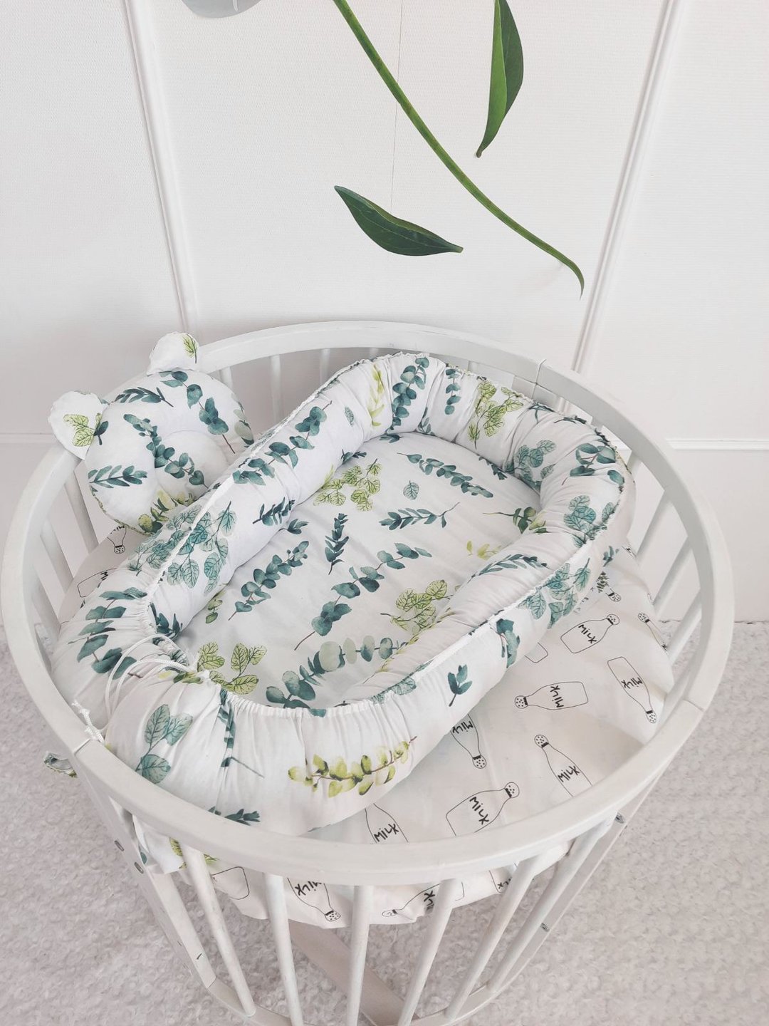 Baby  nest for  newborn  0-8 month +  Pillow as a gift - 婴儿饰品 - 棉 白色