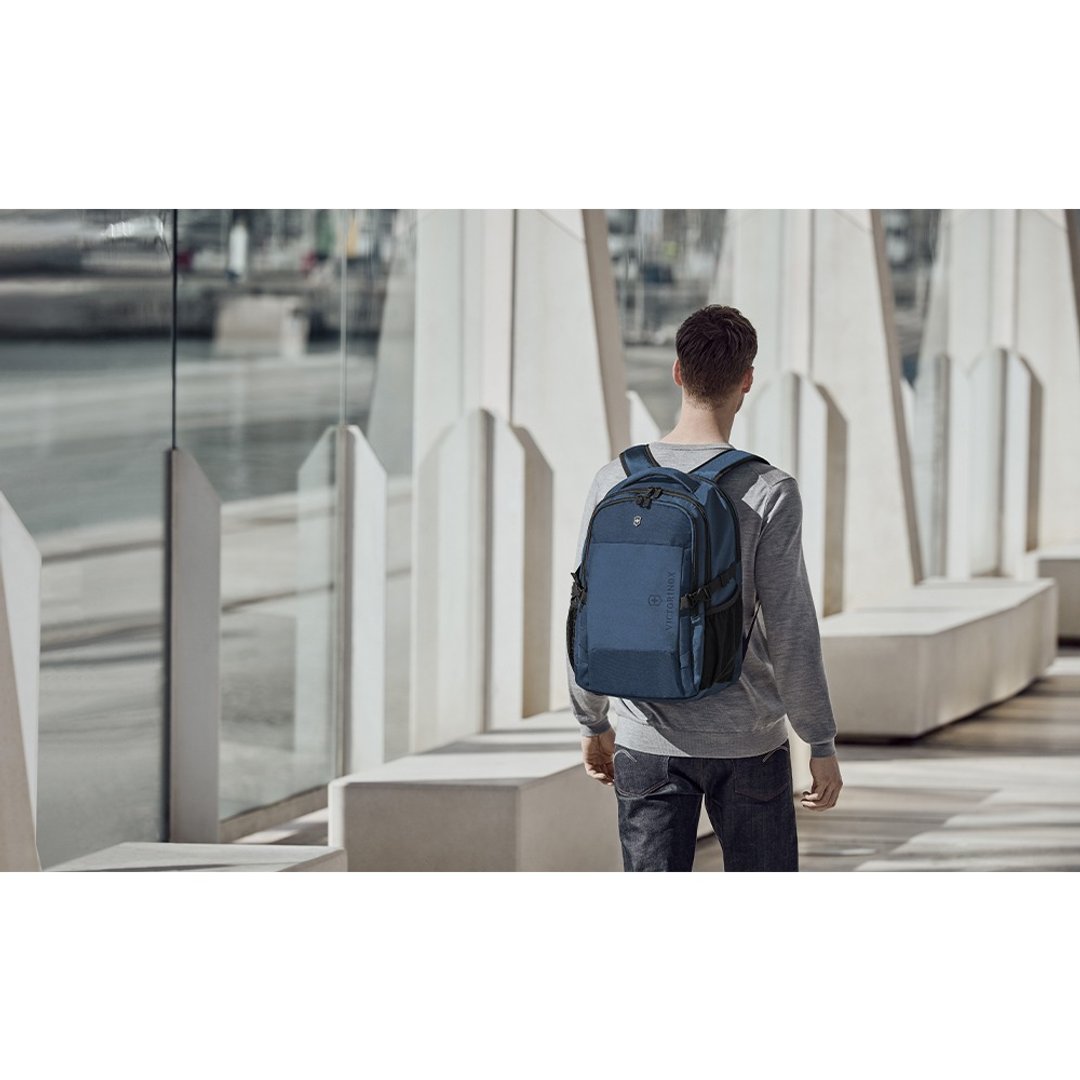 VICTORINOX瑞士维氏 VX SPORT EVO Daypack 16寸后背包 蓝 611412 - 后背包/双肩包 - 聚酯纤维 蓝色