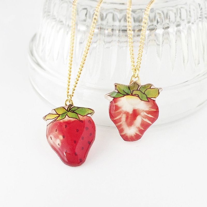 Strawberry Necklace [Please fill in the A / B remarks column] - 项链 - 塑料 红色