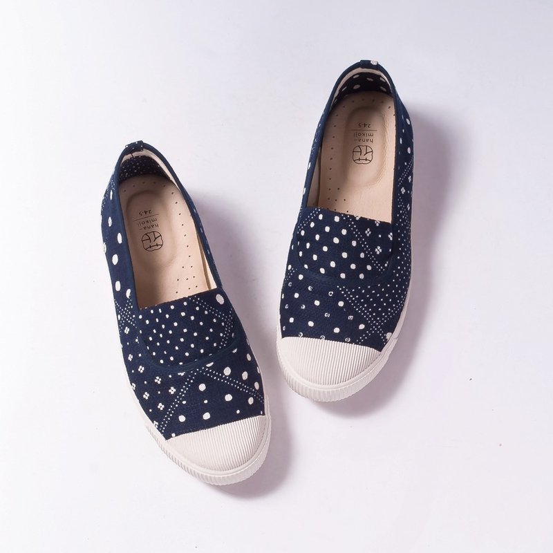 【菓菓日】点と线的拼盘花布/日式花布鞋/娃娃鞋/日本布限量/22.5号~25.5号 - 女款休闲鞋 - 棉．麻 蓝色