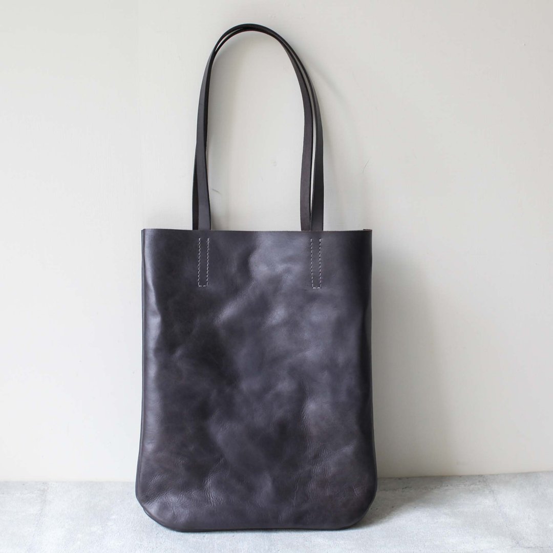 故事纹路深铁灰色植鞣真皮牛皮肩背托特 tote 包 - 侧背包/斜挎包 - 真皮 灰色