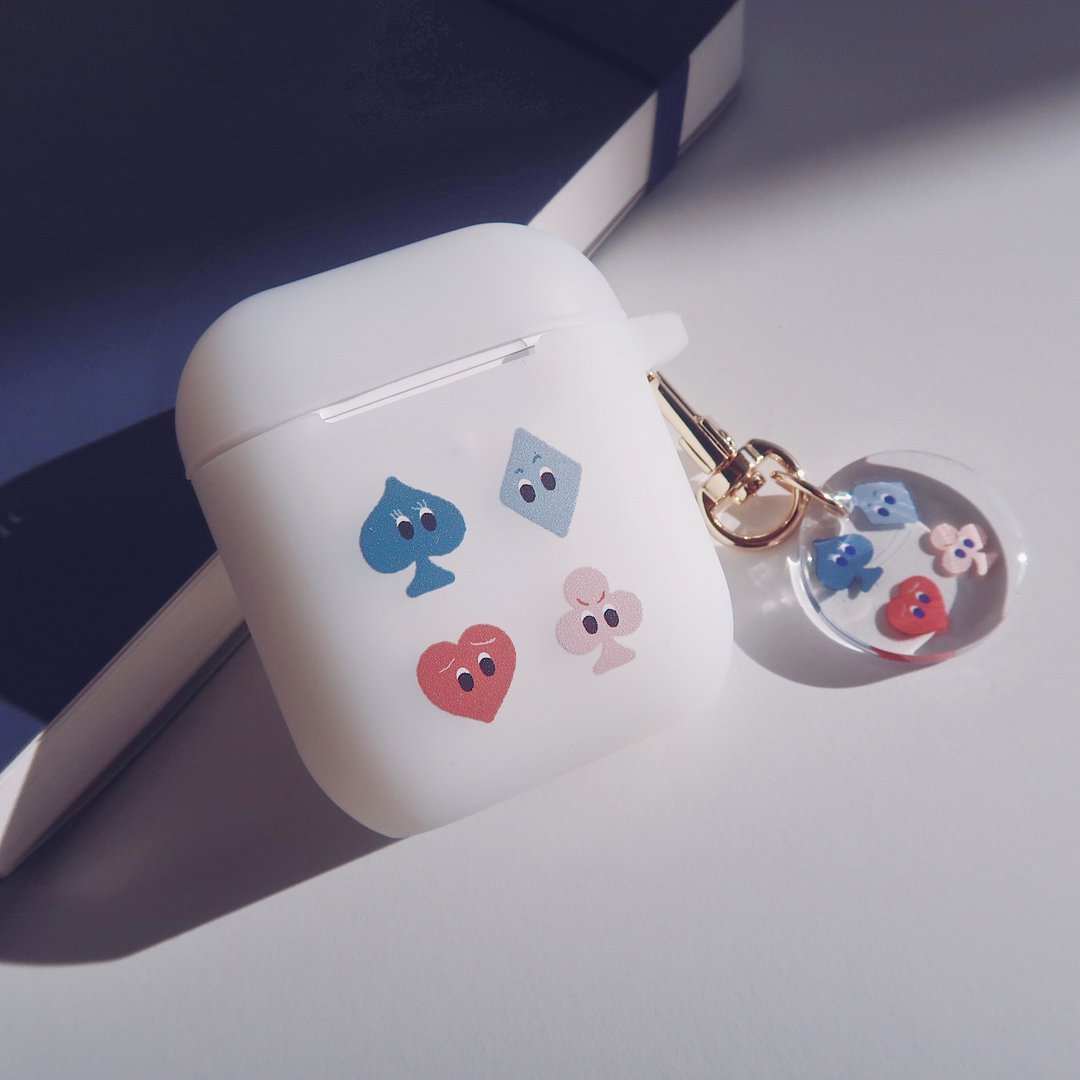 大惊小怪-AirPods / AirPods Pro 硅胶耳机保护套 (连体含吊饰) - 耳机收纳 - 塑料 白色