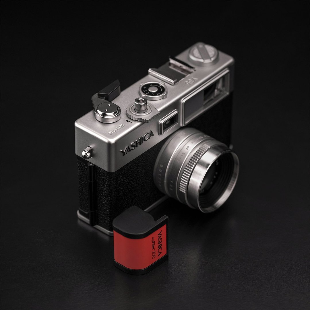 Yashica-Y35-复古真菲林数码化相机 - 相机 - 塑料 黑色