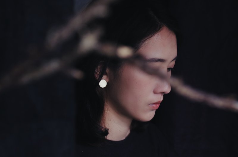 MU  简约Simple系列  片状表面刷痕质感耳环  黄铜/镀金 - 耳环/耳夹 - 铜/黄铜 金色