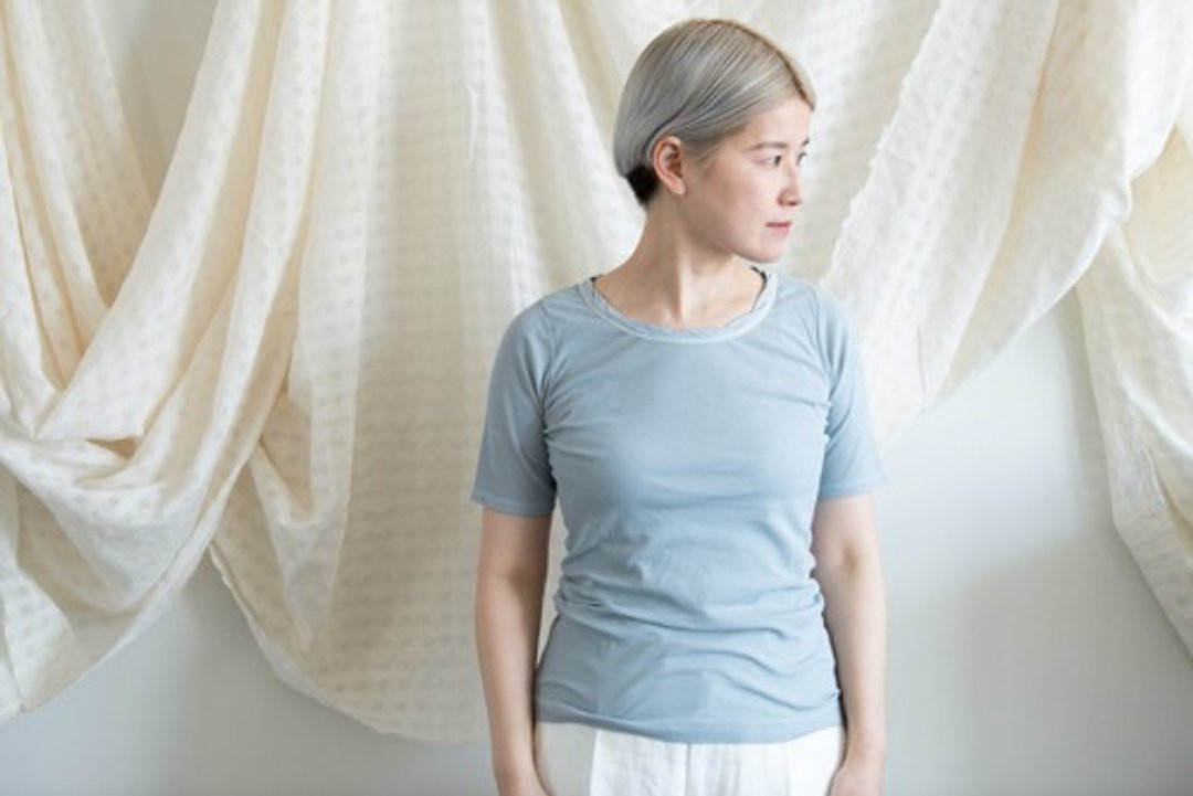 有机棉四分袖圆领上衣 杜松子染 - 女装上衣 - 棉 蓝色