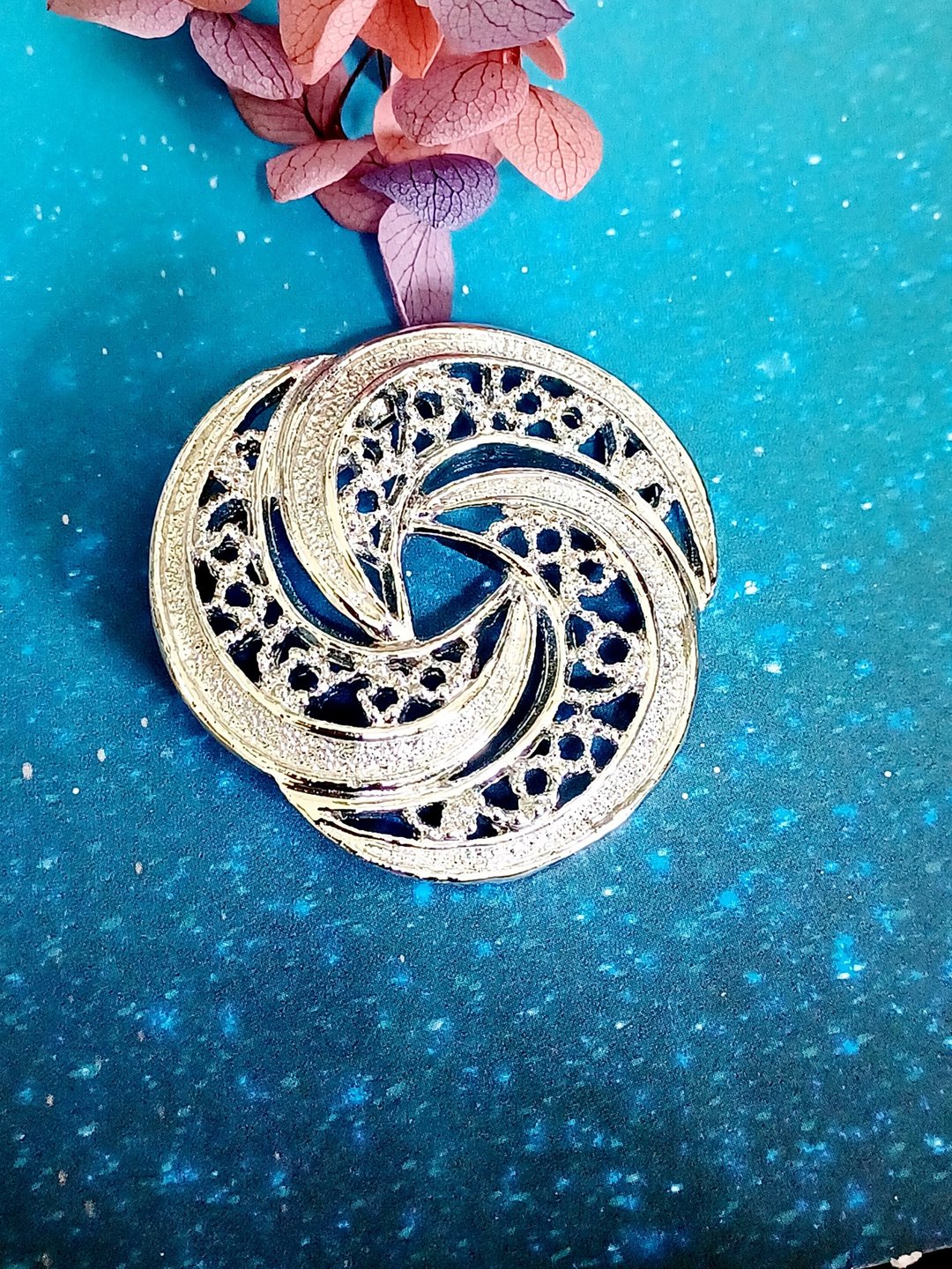 vintage jewelry   Gerry's 古典风尚银色旋花 别针 胸针 - 胸针 - 其他金属 