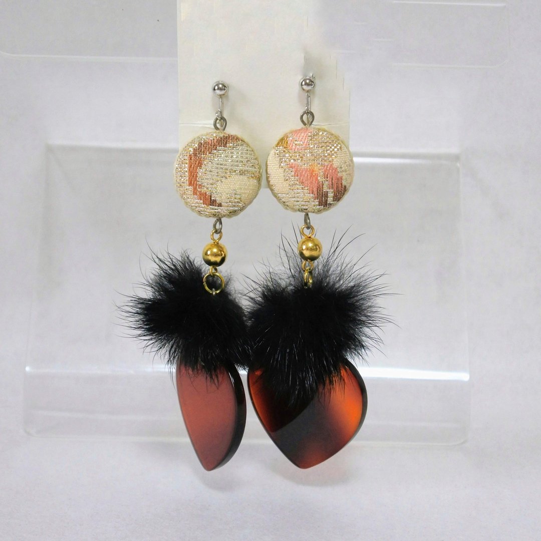 Kimono remake walnut button macaroons and fur Clip-On - 耳环/耳夹 - 其他材质 银色