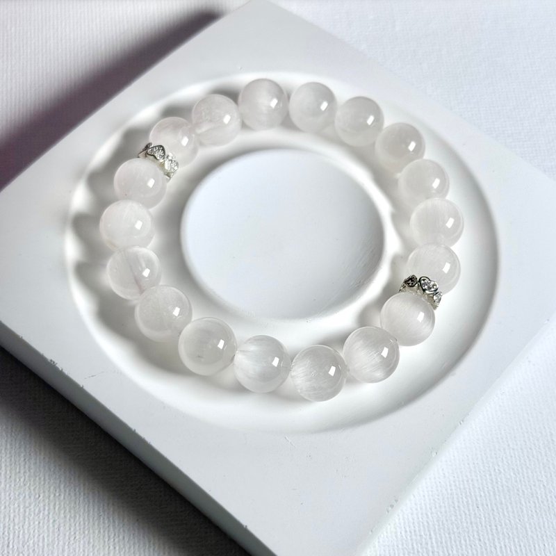 拉丝猫眼白兔毛 - 手链/手环 - 水晶 白色