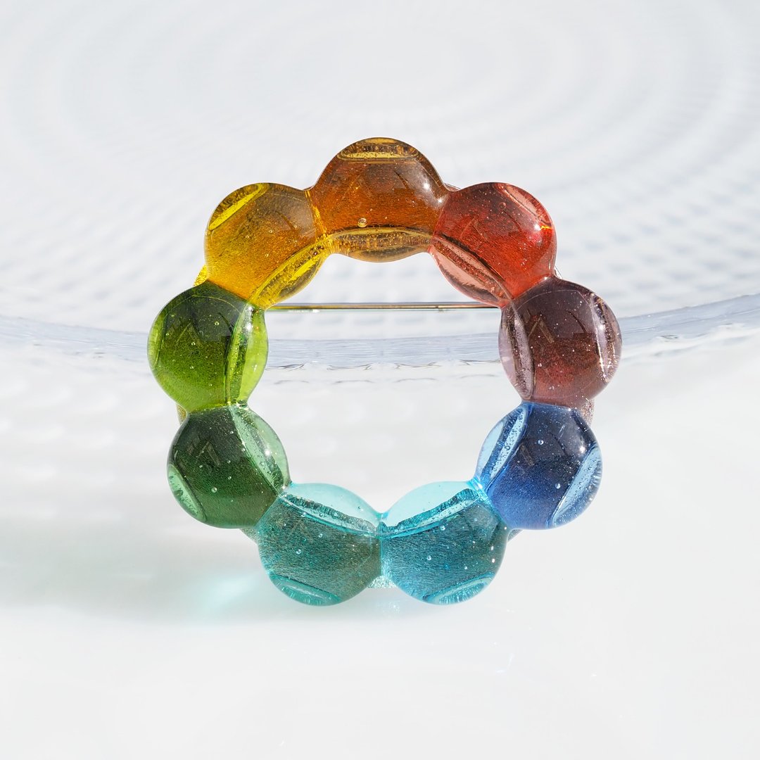 [Rainbow] Glass wreath (Rice [Pallet]) Brooch [Made to order] - 胸针 - 玻璃 多色