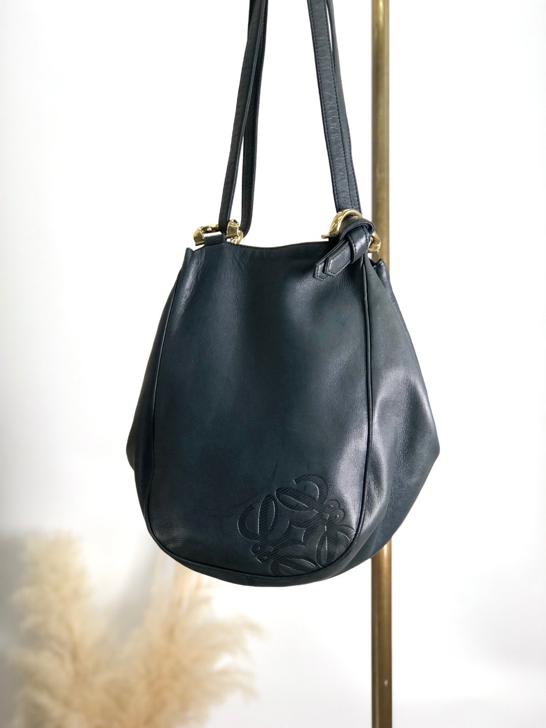 【日本直送，二手包装】LOEWE 单肩包黑anagram 纳帕皮革 vintage 复古 老 2w43tu - 侧背包/斜挎包 - 真皮 黑色