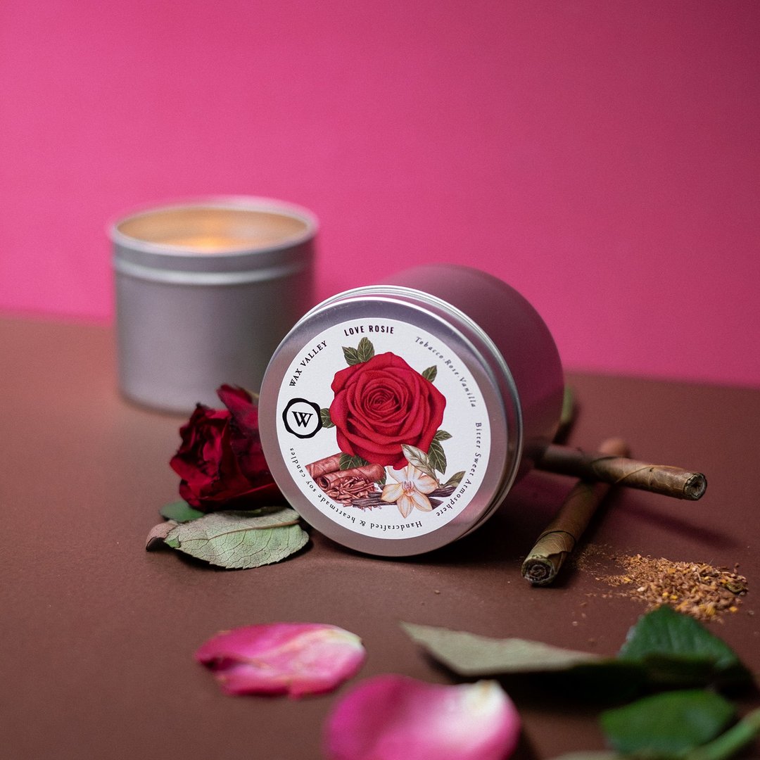 Soy Candle Love Rosie Blend Portable Tin - Tobacco, Rose & Vanilla - 蜡烛/烛台 - 其他材质 银色