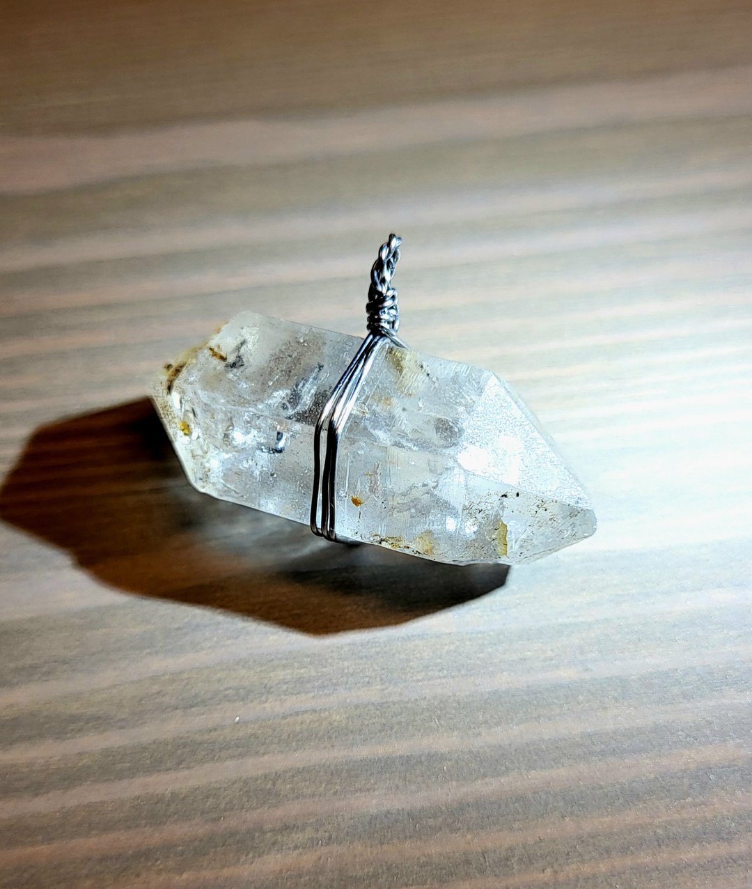 •水晶灯• 极简 绕线天然骸骨×双尖水晶 闪灵水晶原矿吊坠 - 项链 - 水晶 白色