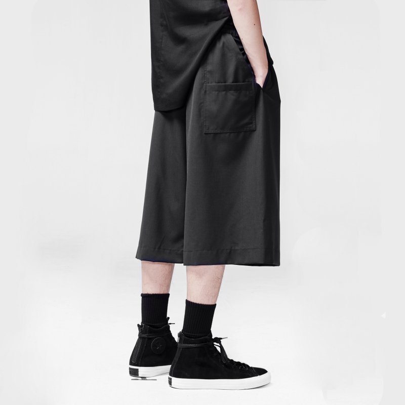 TRAN - 后口袋宽松七分裤 - 其他 - 棉．麻 黑色