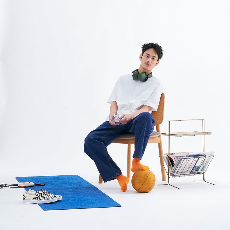 重磅好感TEE (白 麻灰 深蓝 黑 萤光橘 萤光绿 萤光蓝 紫 粉红) - 男装上衣/T 恤 - 棉．麻 多色