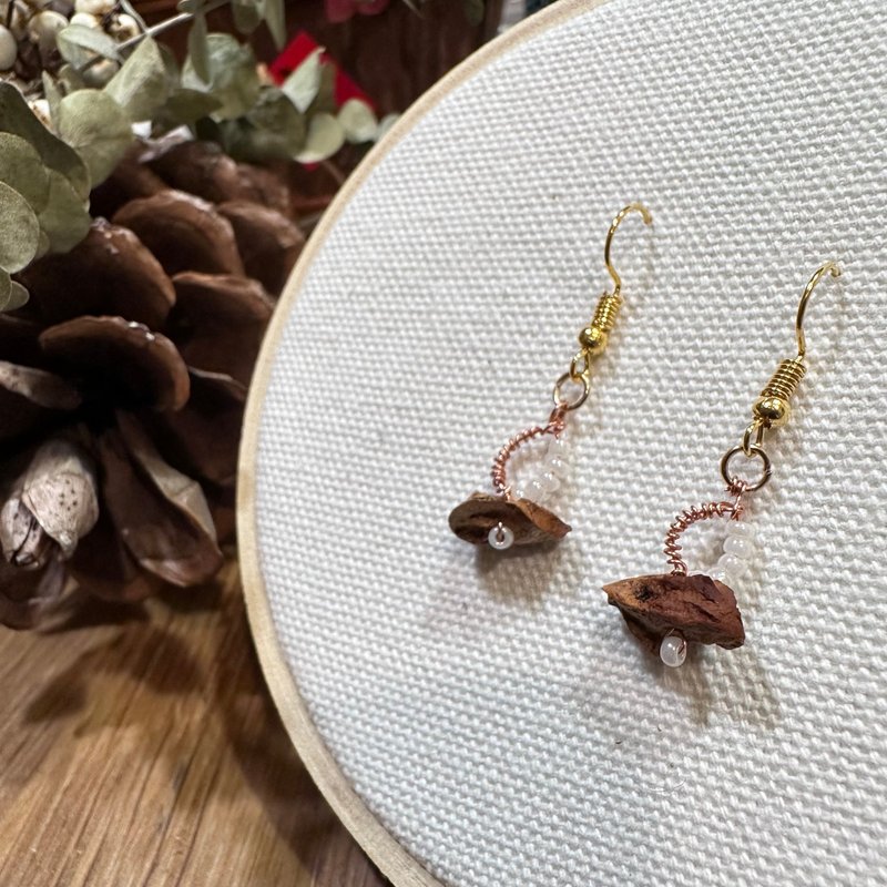 生命之链系列-心灵守护 - 耳环/耳夹 - 植物．花 卡其色