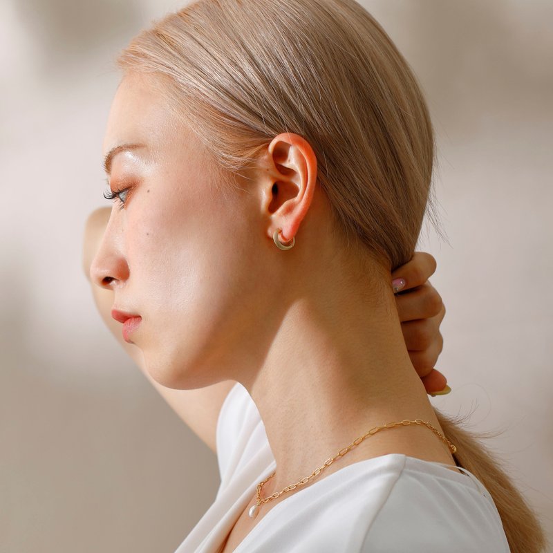 mat hoop smooth pierced earring MATGD 滑顺圆环耳环 简约 圆环耳环 雾面金 - 耳环/耳夹 - 其他金属 金色