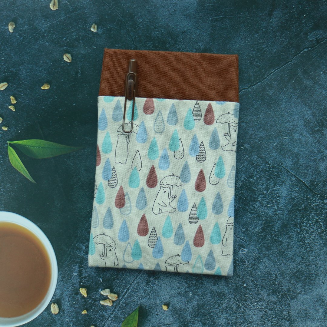 雨天 口袋型笔袋  (共2色 )  护理师笔袋 医师笔袋 老师笔袋 - 铅笔盒/笔袋 - 棉 