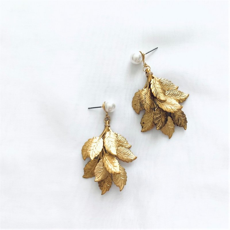 叶语繁花耳针 (耳夹) - 耳环/耳夹 - 铜/黄铜 金色