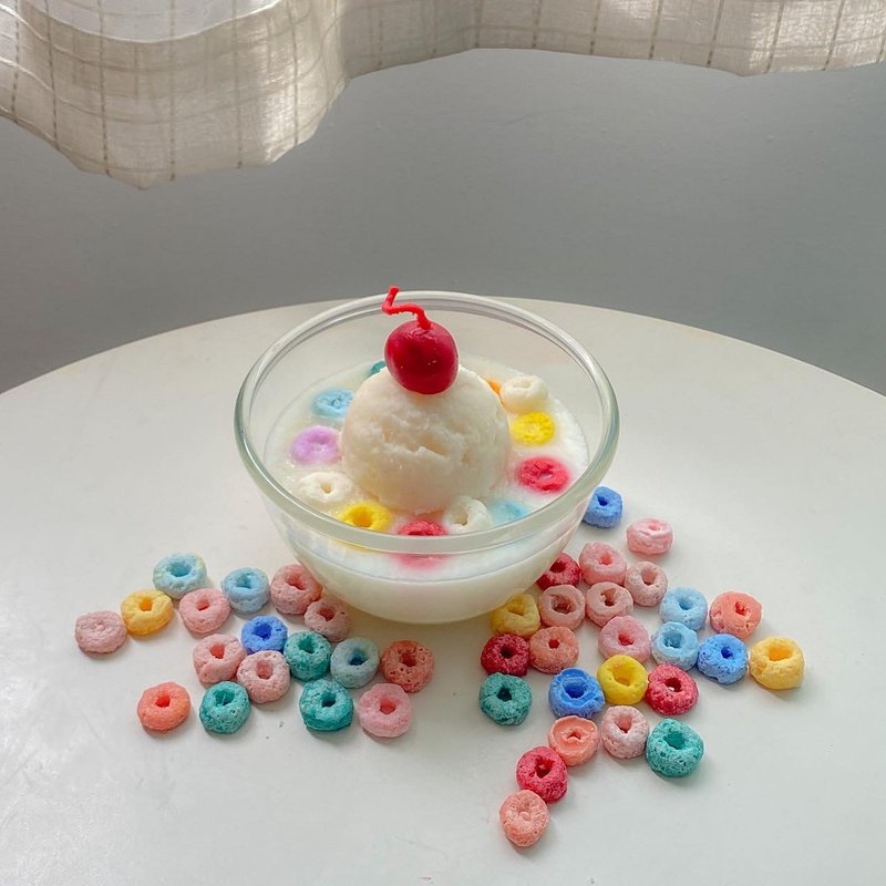 脆片手作冰淇淋造型香薰蜡烛 - 蜡烛/烛台 - 其他材质 白色