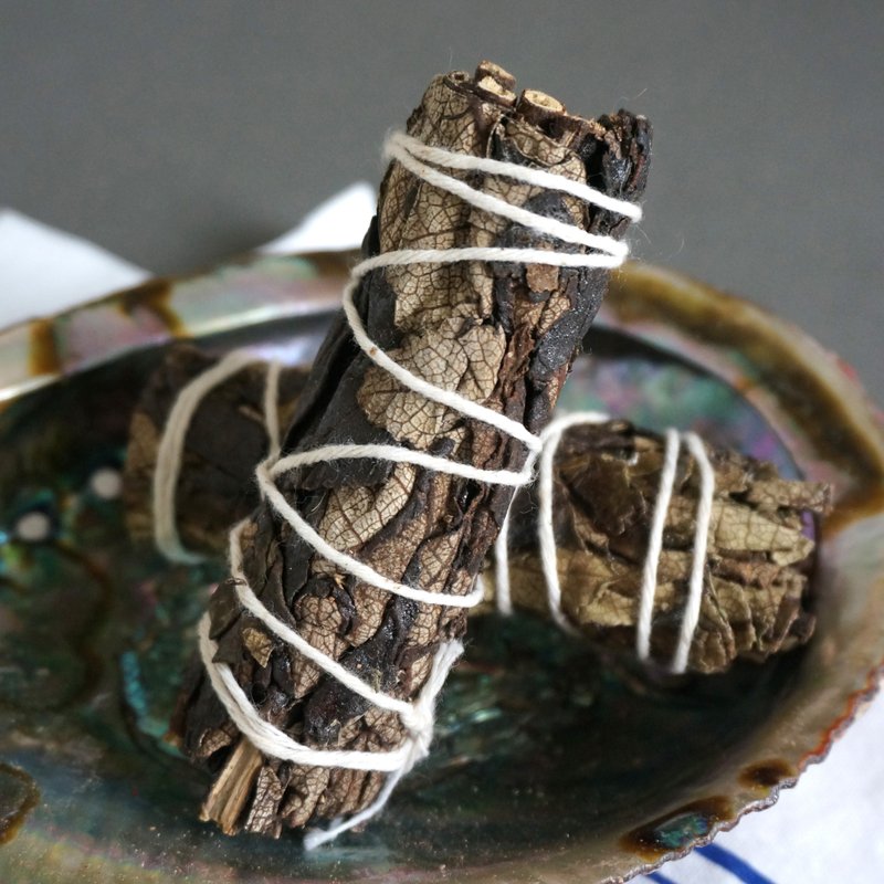 diseno Living 加洲黑鼠尾草烟薰棒 4寸 真空包装 - 香薰/精油/线香 - 植物．花 黑色