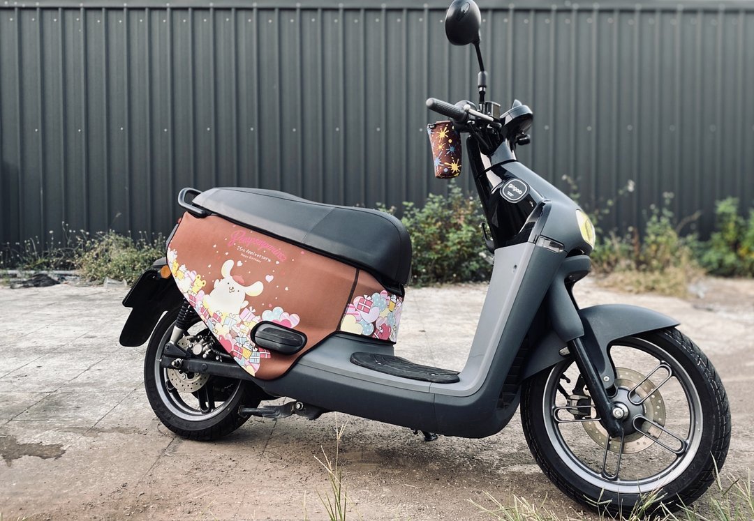 BLR X 布丁狗 25周年限定版 三丽鸥联名 gogoro 防刮车套 共三款 - 其他 - 聚酯纤维 咖啡色
