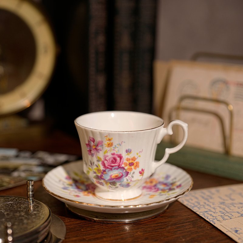 英国Royal Windsor彩绘花朵手工描金细骨瓷茶杯/咖啡杯组 - 咖啡杯/马克杯 - 瓷 多色