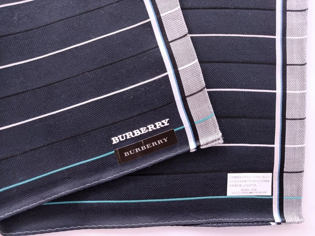 Burberry 古董手帕 深蓝条纹 口袋巾 18.5 x 18 英寸 - 手帕/方巾 - 棉．麻 黑色