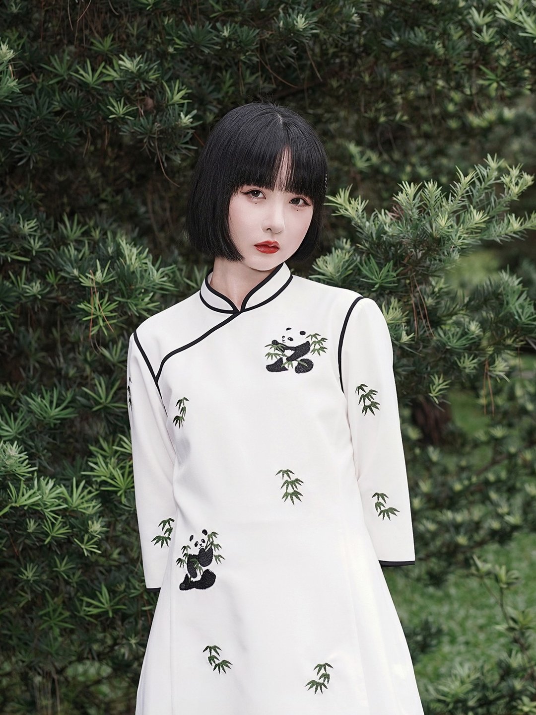 设计师款竹子熊猫图案刺绣七分袖中华风旗袍款连衣裙 - 洋装/连衣裙 - 聚酯纤维 多色
