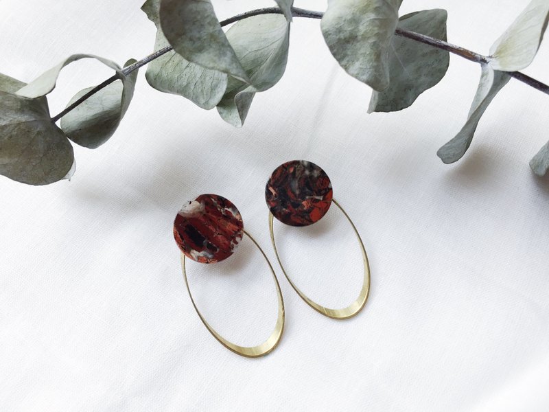 szu-works｜矿石x黄铜 - 耳环/耳夹 - 宝石 卡其色