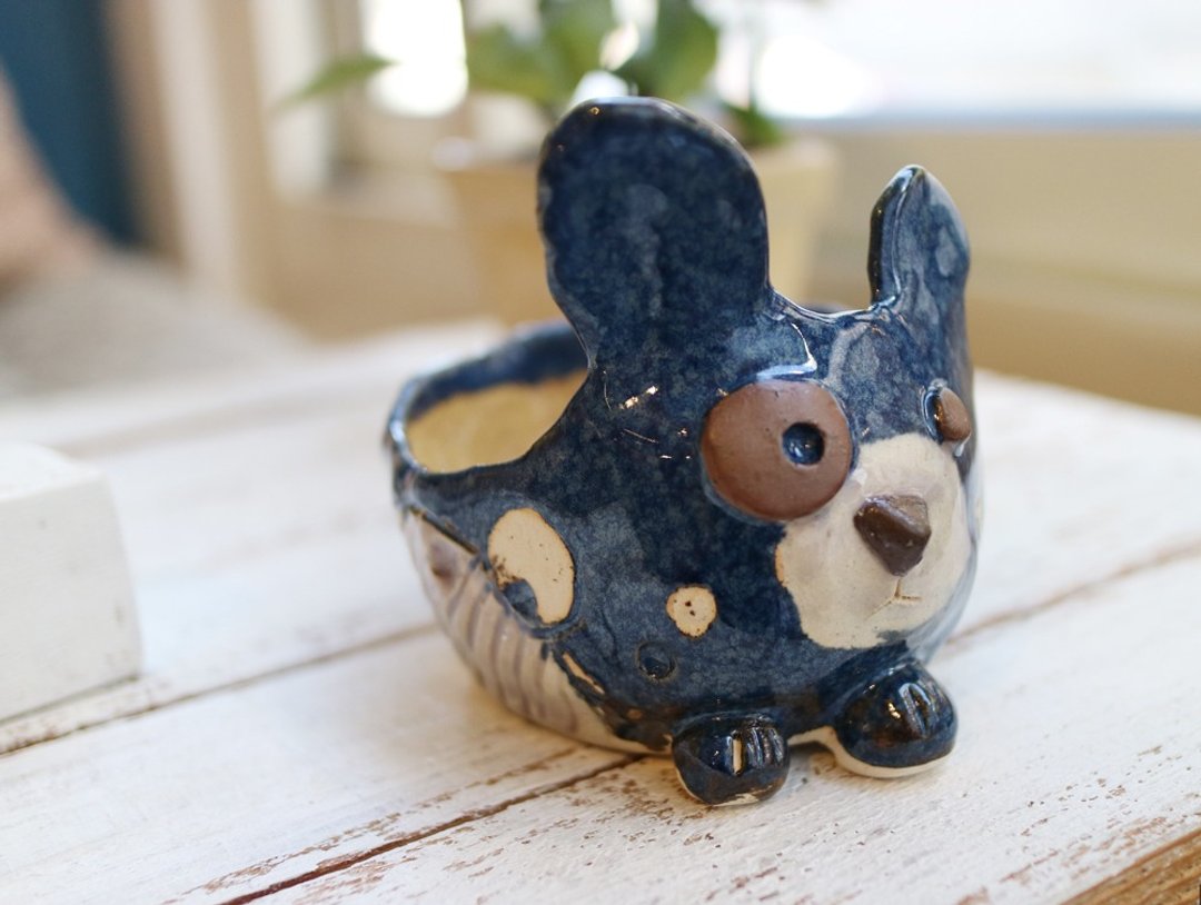 三楼 手作陶器 长耳蓝宝兔 盆栽花器 - 花瓶/陶器 - 陶 蓝色