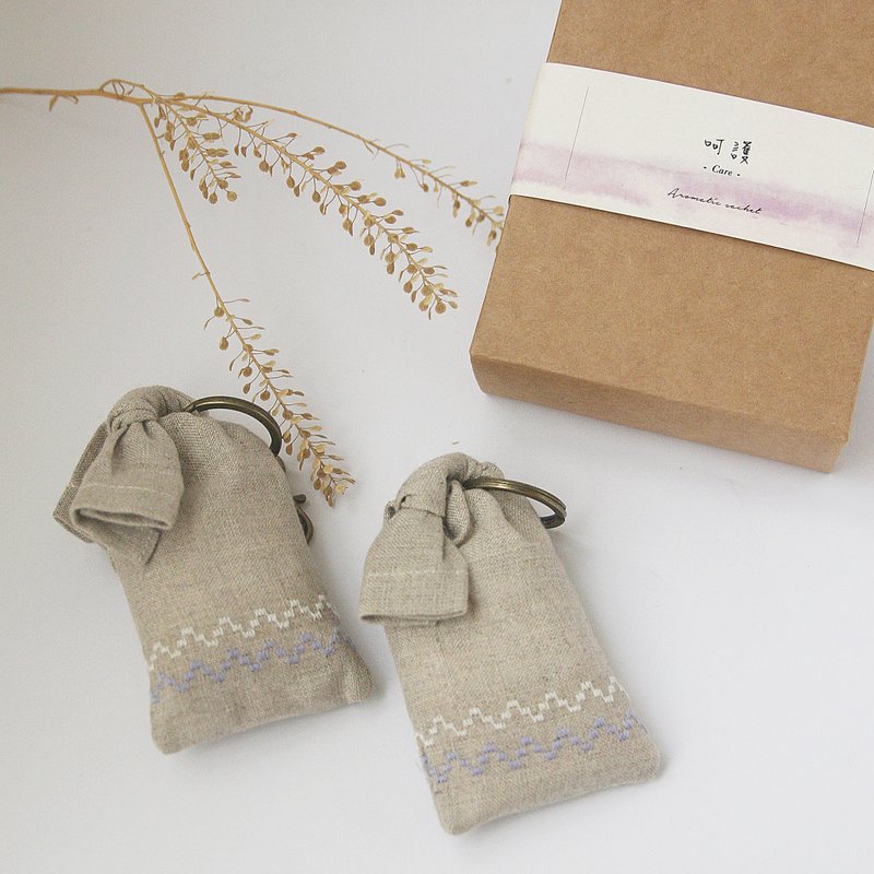 【呵护・香氛钥匙圈】好放松薰衣草配丨包包香氛 - 钥匙链/钥匙包 - 棉．麻 紫色