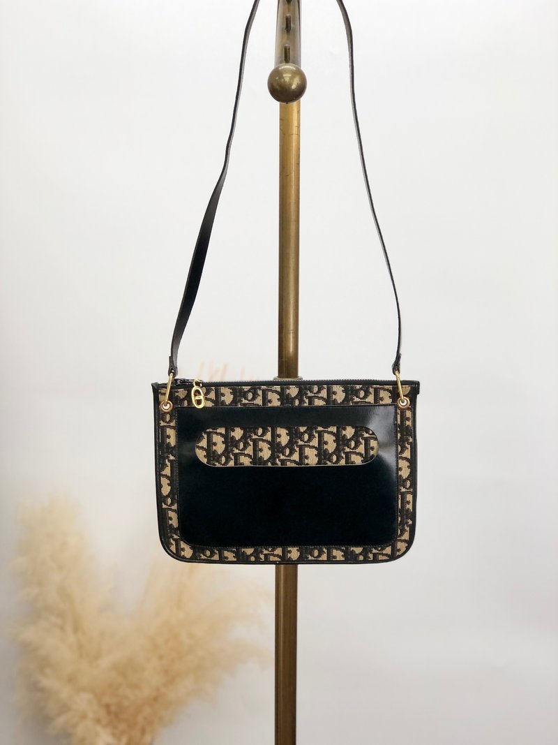 【 日本直送 名牌中古包 】Christian Dior 迪奥 缇花 侧背包 黑色 缇花 复古 z8apv6 - 侧背包/斜挎包 - 棉．麻 黑色