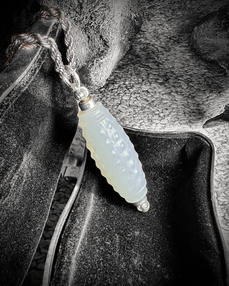 和田白玉 乳钉勒子 银制吊坠 - 项链 - 玉石 