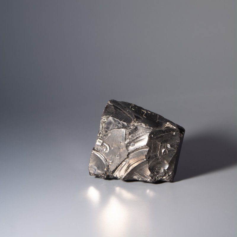 銀次石墨小块重量为114克 - 其他 - 水晶 银色