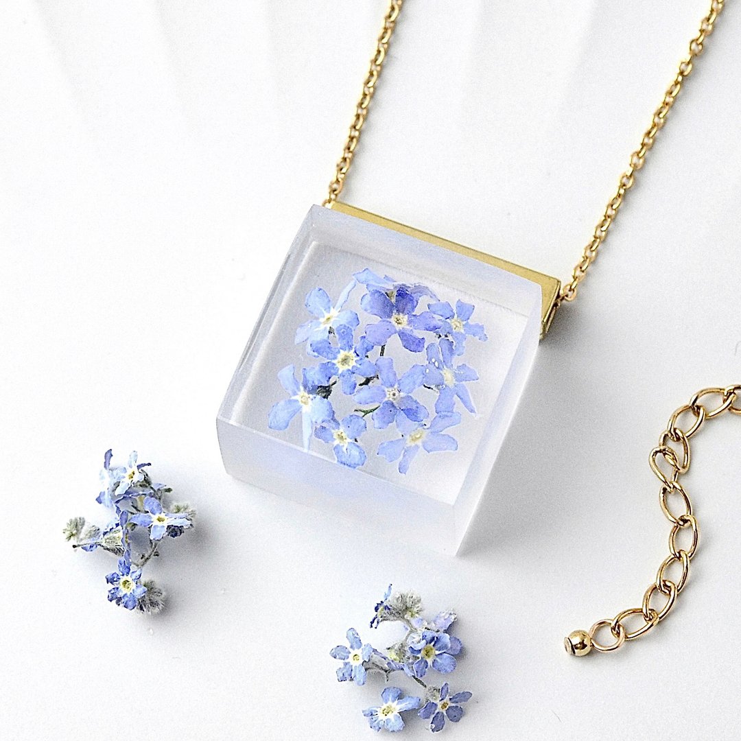 Forget-me-not necklace resin dried flower made in Japan Stainless Steel forget me not - 项链 - 树脂 蓝色