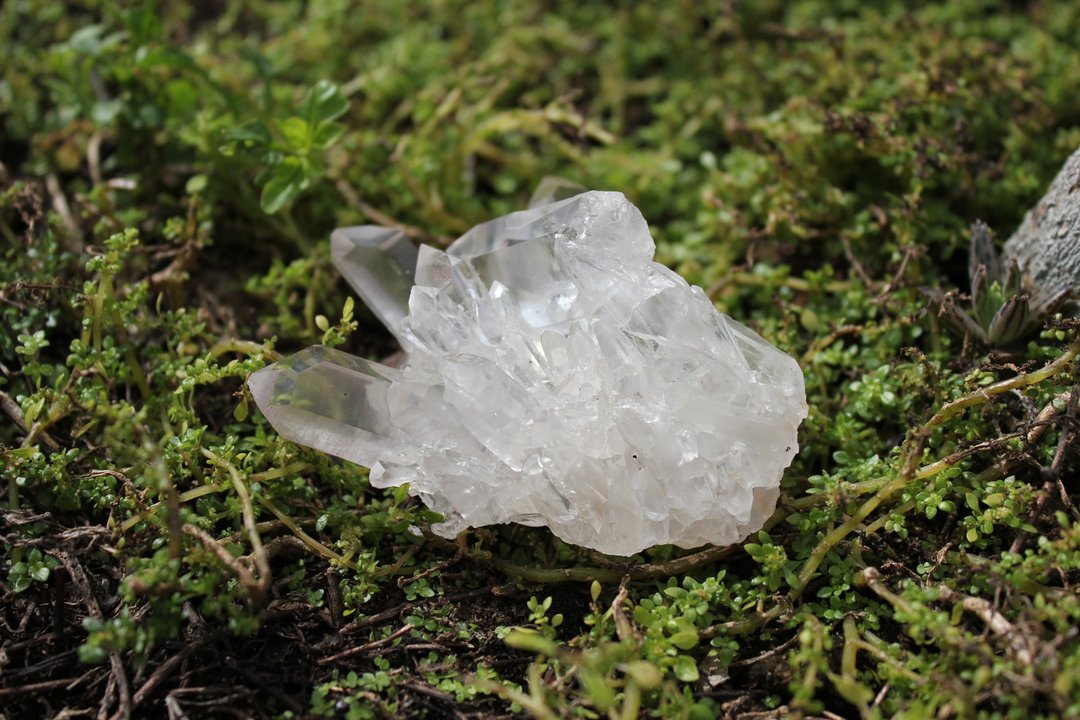 马达加斯加冰透粉水晶簇、红皮白水晶簇、粉红晶簇、白水晶簇 - 其他 - 水晶 
