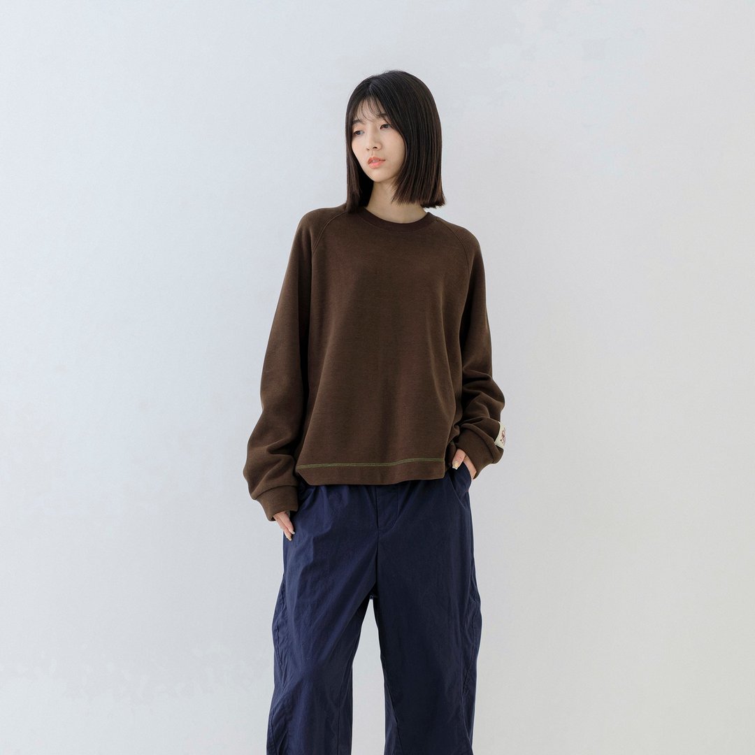 静序斜肩拼布针织上衣 - 女装上衣 - 棉．麻 