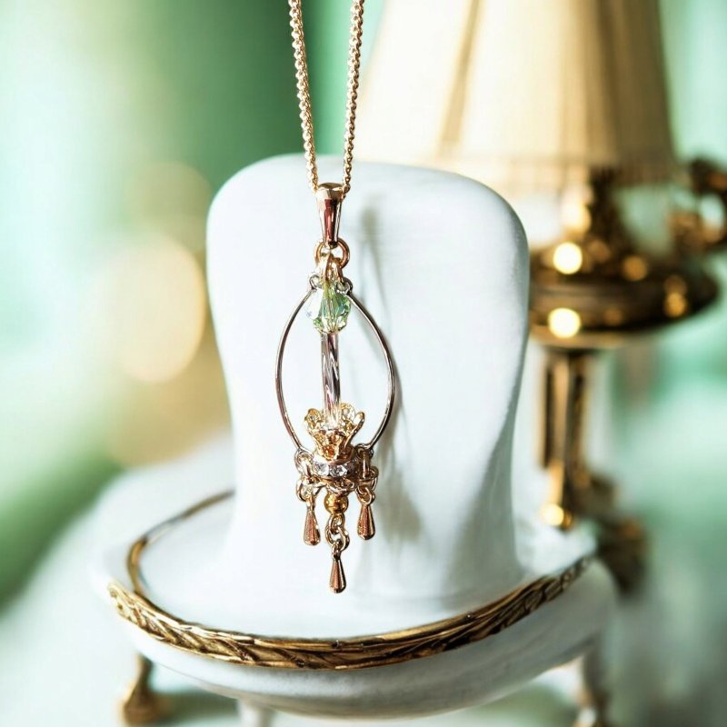 8月 生日蜡烛 项链 橄榄石 - 项链 - 玻璃 绿色