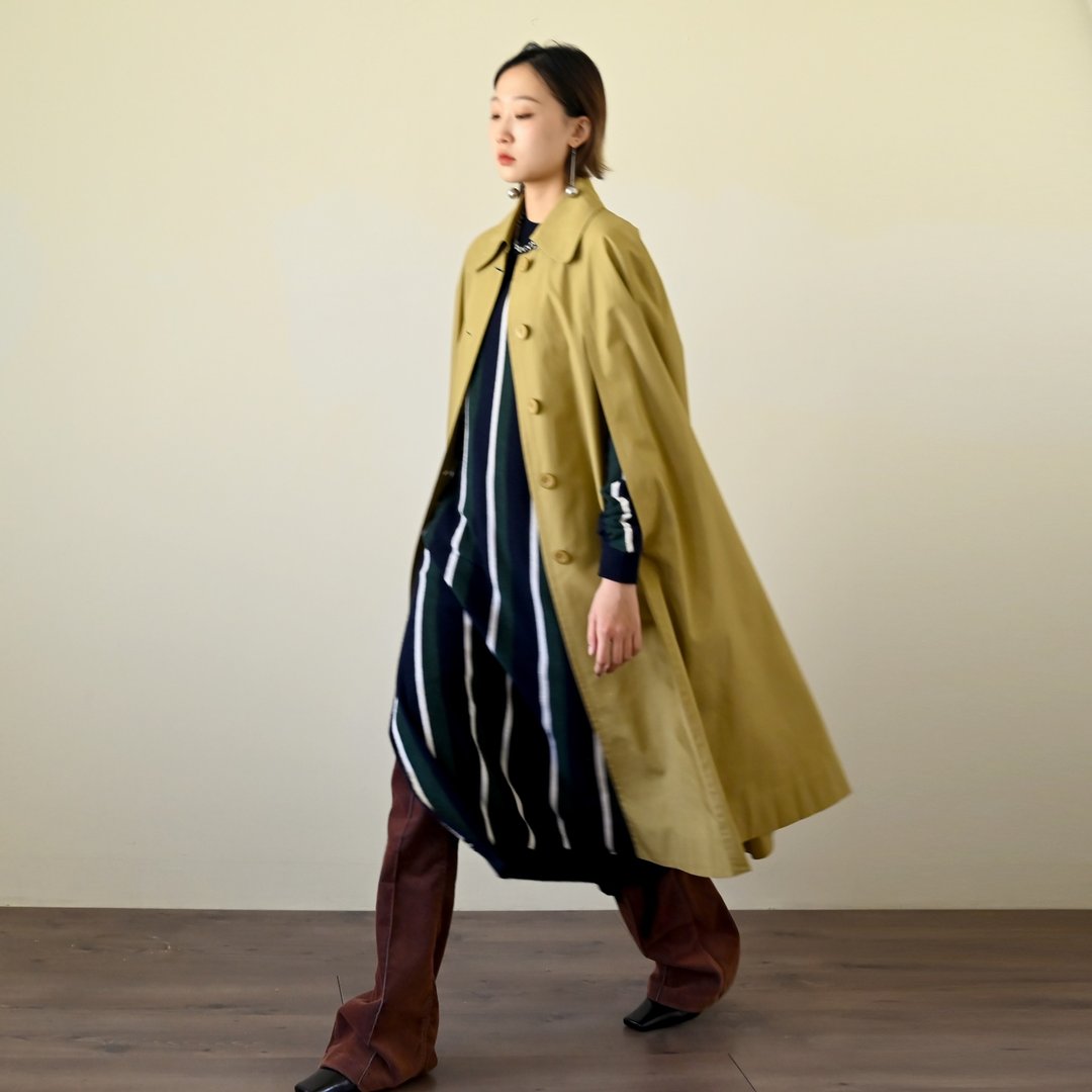 【NaSuBi Vintage】飘逸轮廓伞状古着斗篷大衣 - 女装休闲/机能外套 - 其他人造纤维 