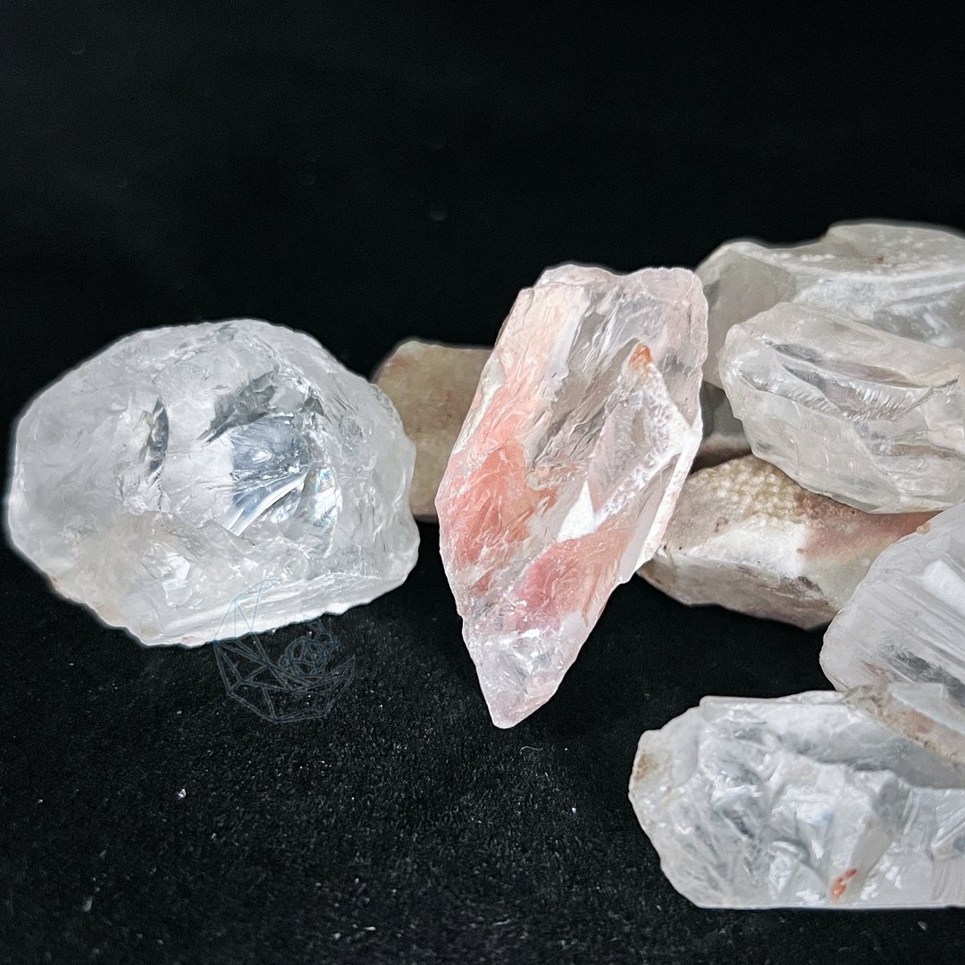 蒙古水晶  100g 原矿碎石 共生黑云母矿物 共生钟乳石 - 其他 - 水晶 透明