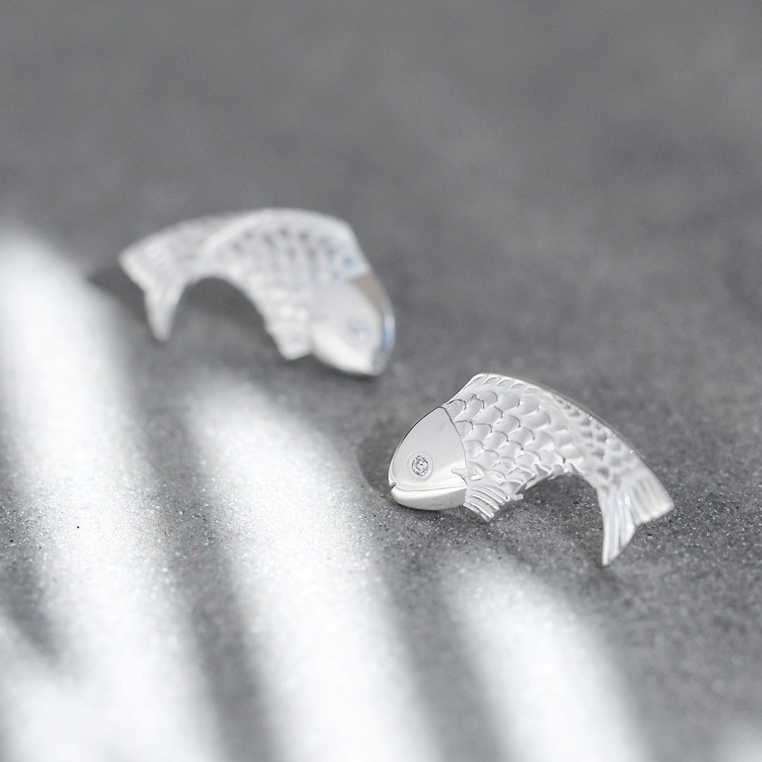 Sea Bream Earrings Silver 925 - 耳环/耳夹 - 其他金属 银色