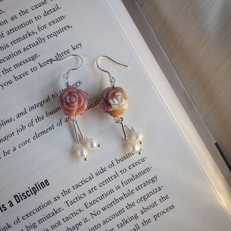 Six Cats 天然阿拉善精雕 双面玫瑰 耳环 耳坠 耳勾 礼物 - 耳环/耳夹 - 玉石 