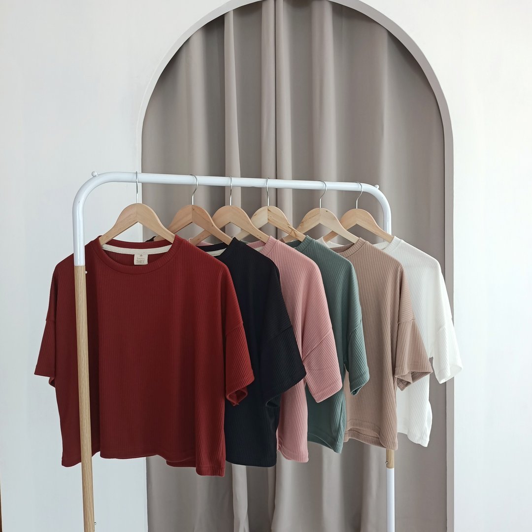 Simply T-shirt (Basic T-shirt/Short sleeved)- 6 Colors - 女装 T 恤 - 棉 多色