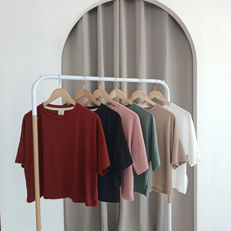 Simply T-shirt (Basic T-shirt/Short sleeved)- 6 Colors - 女装 T 恤 - 棉．麻 多色