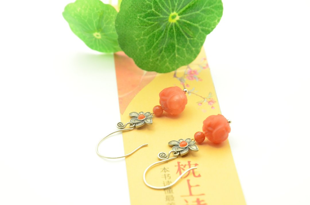 【芷莲】天然保山南红莲花复古纯银莲花耳环 - 耳环/耳夹 - 宝石 