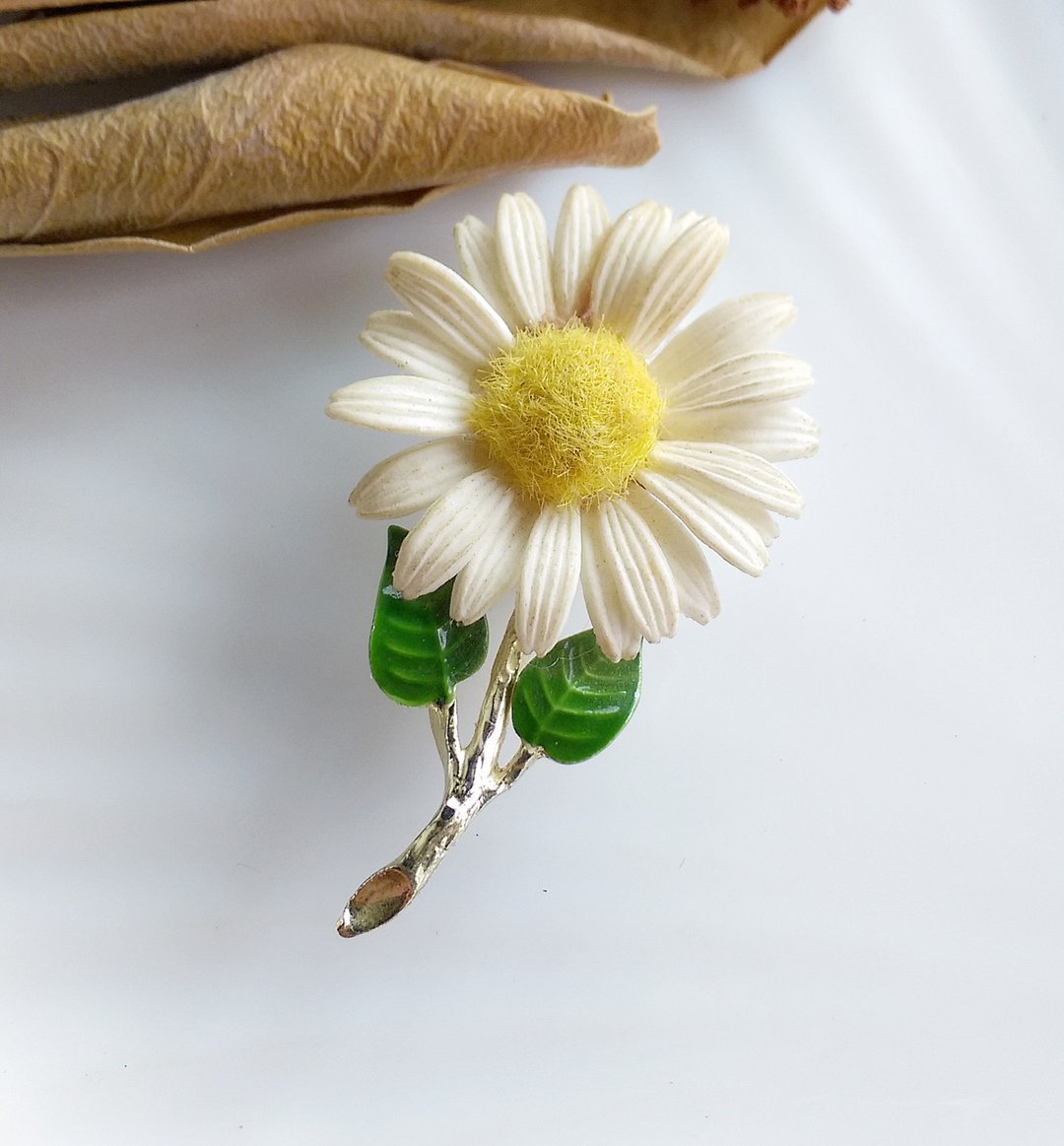 Vintage Jewelry  立体 单朵雏菊 珐琅花 花卉 别针  胸针 - 徽章/别针 - 其他材质 金色