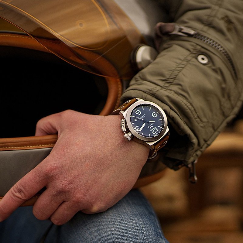 下单即赠品牌篮球　CANTEEN系列 全钢蓝面大三针 - 男表/中性表 - 其他金属 蓝色