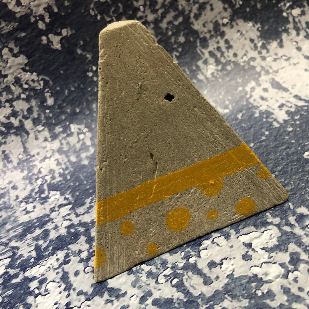 水泥制三角型饰品 文镇 桌面摆饰 - 摆饰 - 水泥 