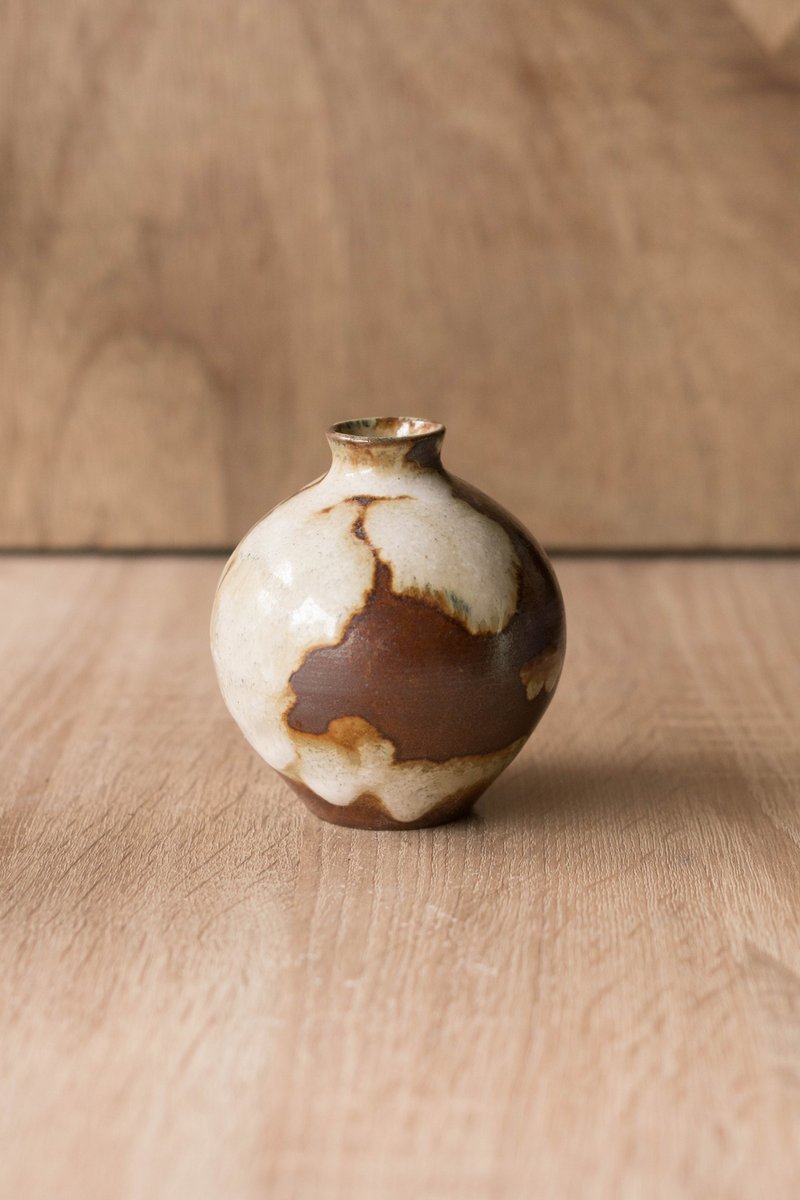 柴烧钨黄瓶子 - 花瓶/陶器 - 陶 白色