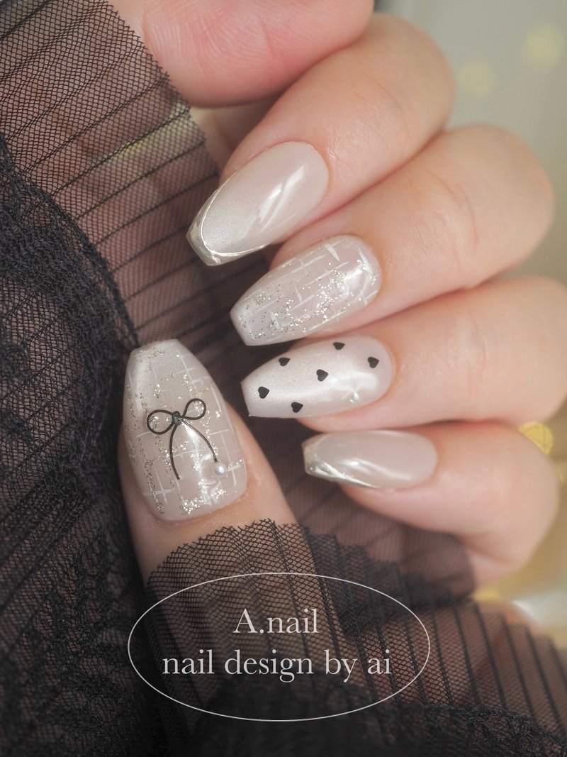 Tweed Grace – 黑色缎带 粗花美甲 磁石美甲 - 指甲油/指甲贴 - 其他材质 银色